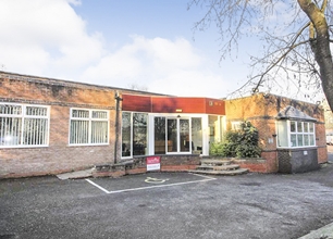Commercial Property for Rent in Kirkby Lane, Pinxton