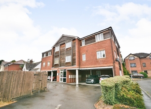 2 Bed Apartment for Sale in Pines Court, Mansfield Road, Woodthorpe
