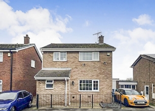 4 Bed Detached House for Sale on Quines Hill Road, Forest Town